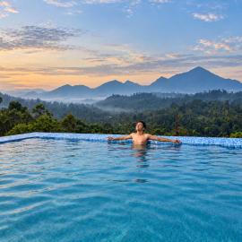 Petals Resorts Wayanad، فندق في Tariyod