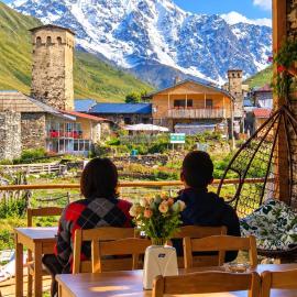 Chvibiani Guesthouse & Bar, hotell i Ushguli