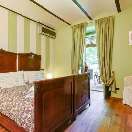 Lagotto House - Giardino e Parcheggio nelle Langhe、ノヴェッロのホテル