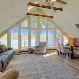 Lakefront St Marys Getaway w/ Boat Dock + Fire Pit, hotel v destinácii Southmoor Shores