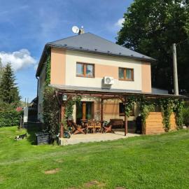Farma u lesa: Hlinsko şehrinde bir otel
