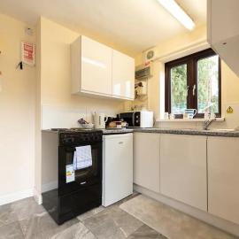 The White House Holiday Cottage - Pass the Keys