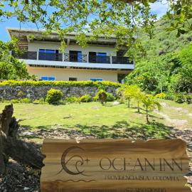 Ocean Inn- Sector el Bluff - Habitaciones con vista al mar, AC y Agua Caliente