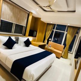 Everest Grand inn