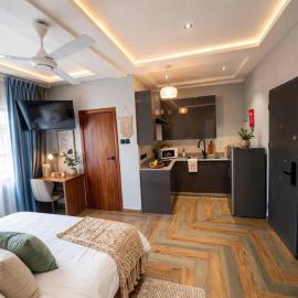 Studio Room with Kitchen, Accra - 2C、Lapazのホテル