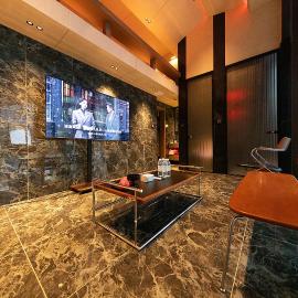 X Hotel
