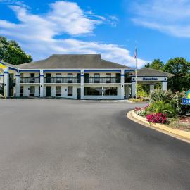 Days Inn by Wyndham Elberton、Elbertonのホテル