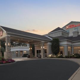 Hilton Garden Inn Roslyn, viešbutis mieste Roslyn