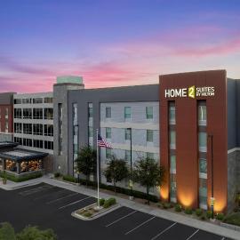 Home2 Suites By Hilton Glendale Westgate, hotel en Glendale