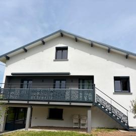 Maison agréable, proche de tous commerces – hotel w mieście Mélisey