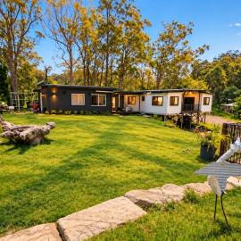 The Hidden Gem - Sunshine Coast, Hotel in Landsborough