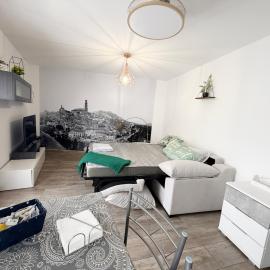 Los Apartamentos del Puente, ξενοδοχείο σε Autol