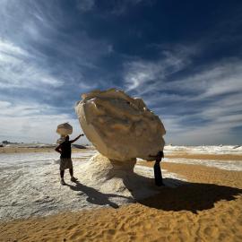 White desert safari tour