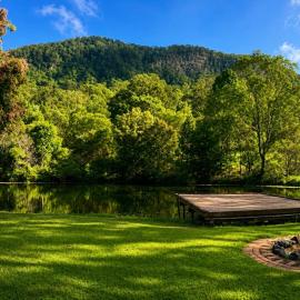 Cedar Creek Harmony Retreat BNB & Spa – hotel w mieście Mount Glorious