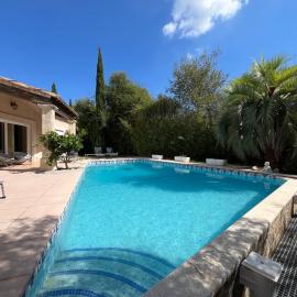 Chez RayMonde, hotell sihtkohas Teyran