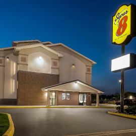 Super 8 by Wyndham New Castle、ニューキャッスルのホテル