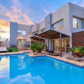 Nine on Uys street B & B, hotel v destinaci Jeffreys Bay