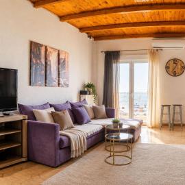 Stathohouse - Peaceful Balcony Retreat in Filiatra