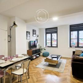 La Maison Rose Quartier des Arts - Hyper centre, hotel u gradu Aras