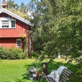 3 person holiday home in Bøfjorden, hotel in Bø
