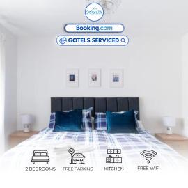 2BR House By Gotels Serviced Accommodation Short Term Rental Macduff With Parking, hotel di Macduff