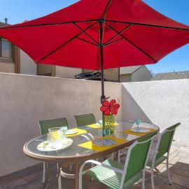 New Suite Escapes 5 by Funtierland Vacation Rentals, hotel a Anaheim