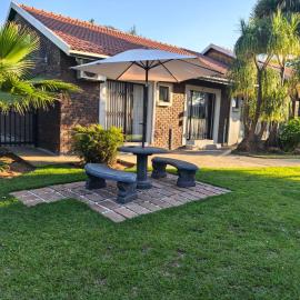 Khaya guesthouse