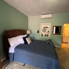 Rancho Sonora RV Park & Inn، فندق في فلورنسا