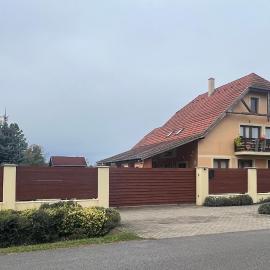 Bíbic Vendégházak, Hotel in Nagybajom