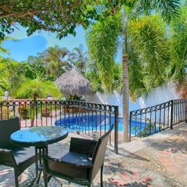Quinta Delfin - 3BR Family Villa with Private Pool in Golden Zone