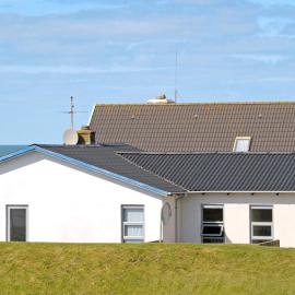4 star holiday home in Lemvig, hotel a Ferring