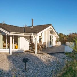 4 star holiday home in Knebel, hotel u gradu Ørby