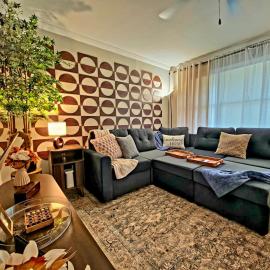 MAPLEHURST HIDEAWAY - featuring King Bed, FirePit, Sleeps up to 6