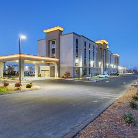 Hampton Inn & Suites Boston/Stoughton, Ma, ξενοδοχείο σε Stoughton