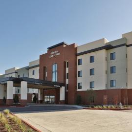 Hampton Inn & Suites Sacramento at CSUS