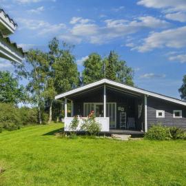 6 person holiday home in Glesborg