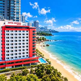 Hotel Sentral Seaview @ Beachfront