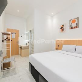 Adi Inn Homestay RedPartner, hotel in Sunggal