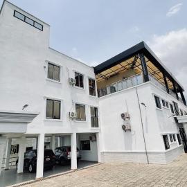 Hotel Donzebe, hotel em Buea