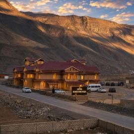 Hotel Rongtong Kaza, hotel u gradu 'Kaja'