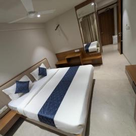 HOTEL TGS Gandhidham, hotel i Kandla Airport