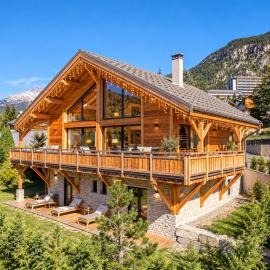 Chalet luxe & spa, BLACK PEARL