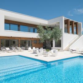 Villa Old Olive VIII - Heated Pool - by Vivi Rent, hotel v destinácii Vodnjan