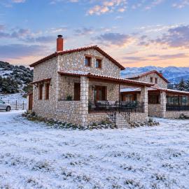 Sant Chalet Livadi