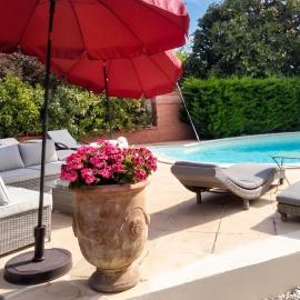 Villa charmante à Arsac avec piscine privée et jardin