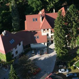 Willa Zameczek, hotel in Polanica-Zdrój