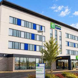Holiday Inn Express Rotherham - North by IHG, viešbutis mieste Roderamas