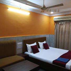 Hotel Prince, hotel in Guwahati