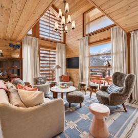 Chalet SkyLodge by Mrs Miggins