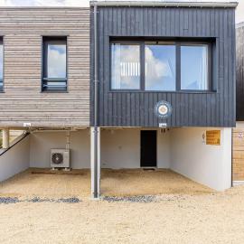 Lodges des Pontons - Cap Est - vue mer, hôtel à Saint-Côme-de-Fresné